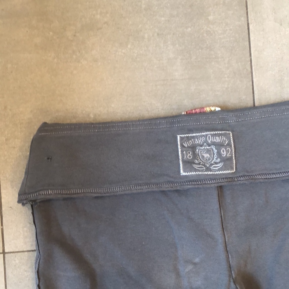 Abercrombie Sweat Pants - Picture 13 of 13